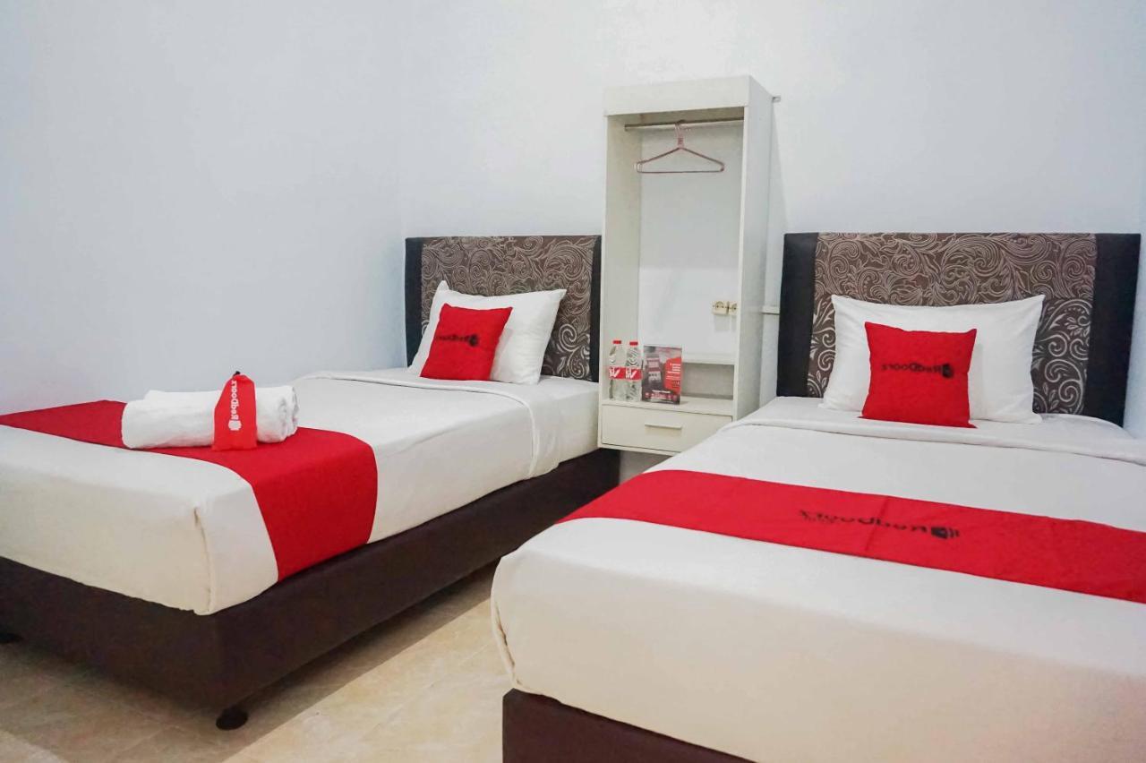 Reddoorz Near Velodrome Malang 2 Hotel Ngadipuro Eksteriør billede
